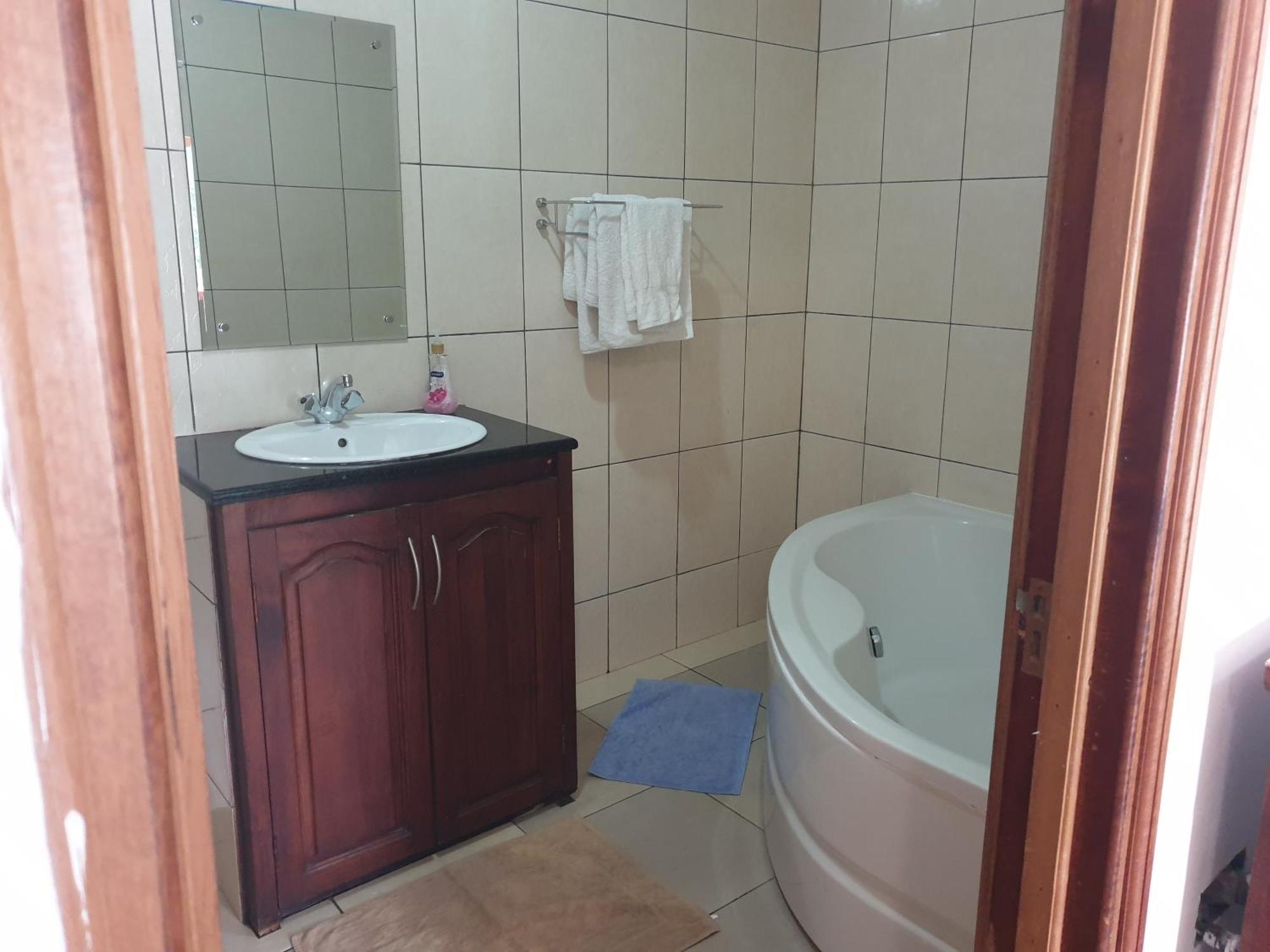 Palmont Commercial Self-Catering Apartments - Beau Vallon Eksteriør bilde